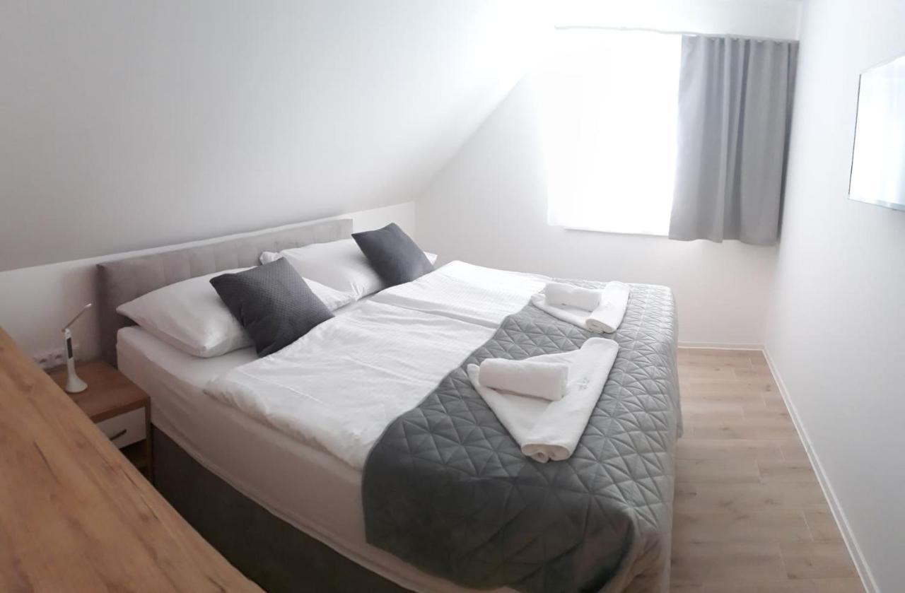 Apartmanovy Dum Na Kolonade Lednice Luaran gambar