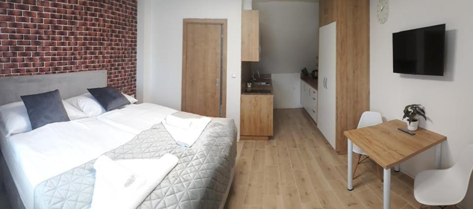 Apartmanovy Dum Na Kolonade Lednice Luaran gambar