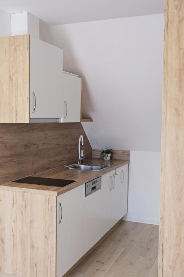 Apartmanovy Dum Na Kolonade Lednice Luaran gambar